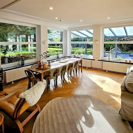 Ganze Chateau Thor - Bis Zu 22 Personen * Lontzen