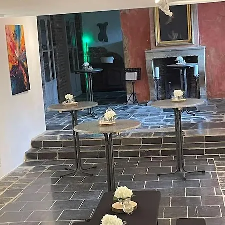Ganze Chateau Thor - Bis Zu 22 Personen Villa