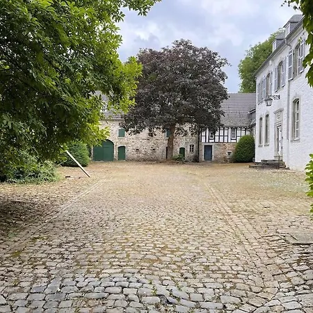 Willa Ganze Chateau Thor - Bis Zu 22 Personen Lontzen
