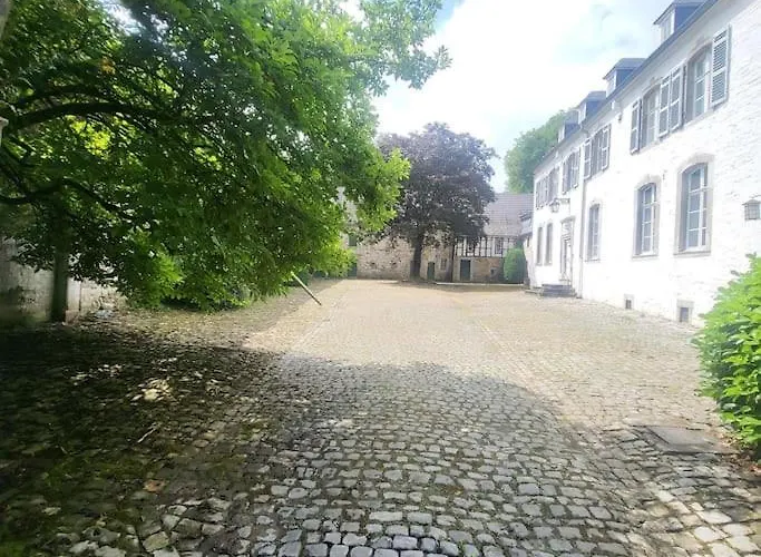 Ganze Chateau Thor - Bis Zu 22 Personen Villa