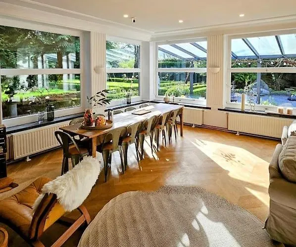 Ganze Chateau Thor - Bis Zu 22 Personen * Lontzen